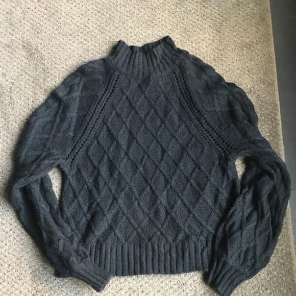 American Eagle Outfitters Sweaters - $10 FLASH SALE🥳 Black Cotton Mock Turtleneck